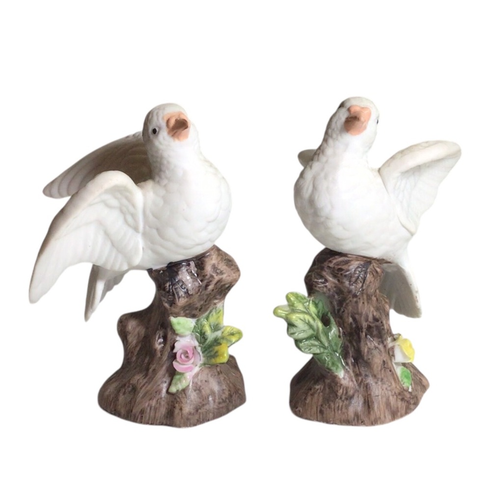 Norleans Vintage Pair Of Porcelain Dove Figurines